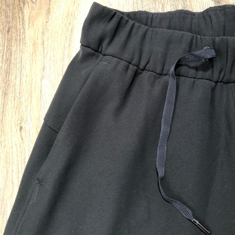 Lululemon On The Fly Pants - Picture 10 of 14